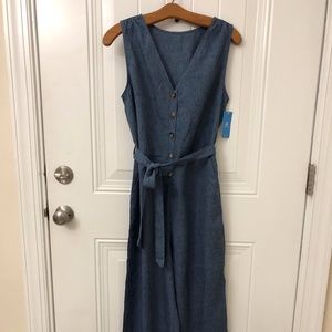 Cupshe Belted V-Neck Buttoned Jumpsuit